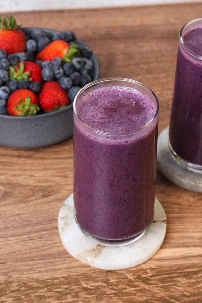 A strawberry blueberry smoothie.