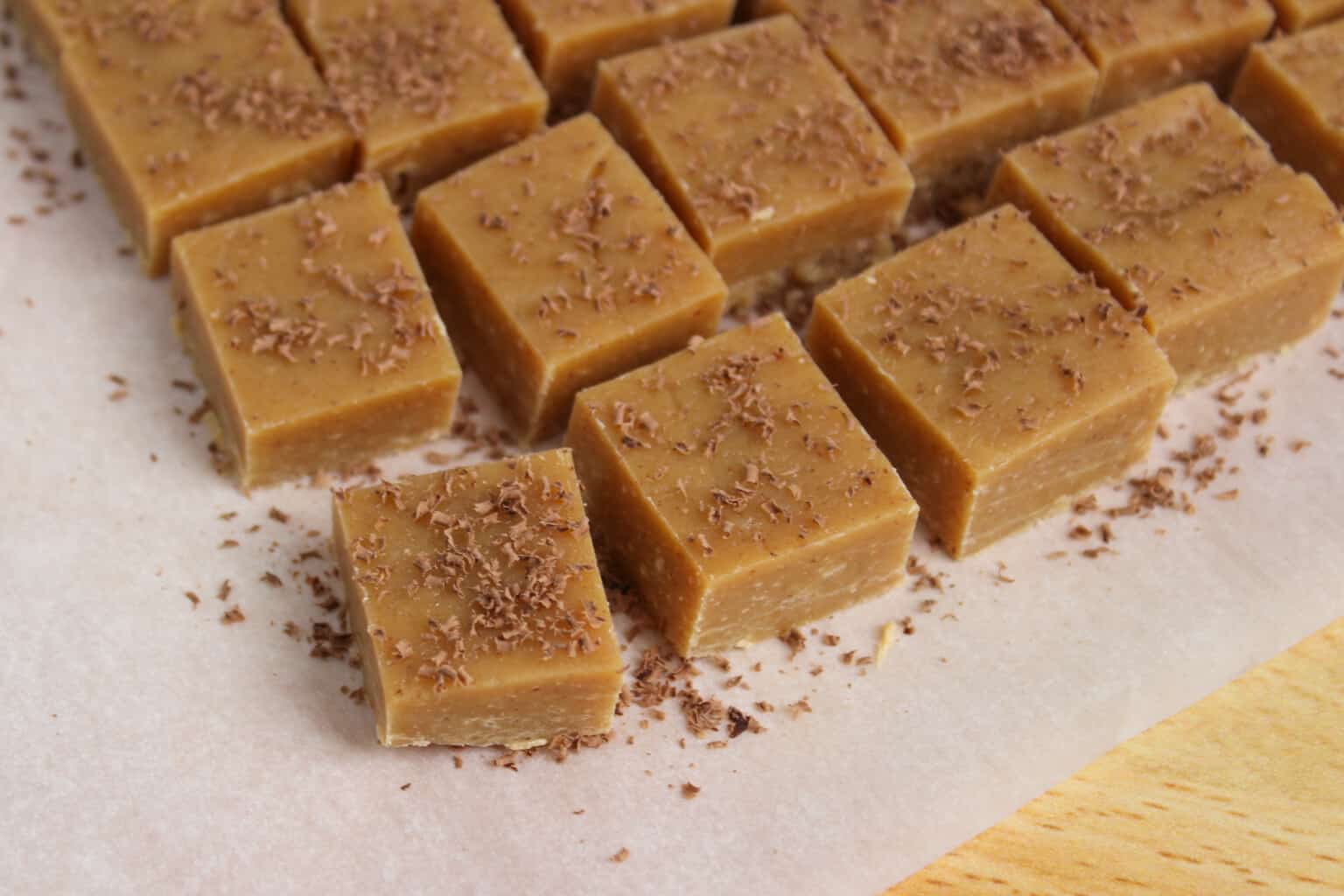 4 Ingredient Peanut Butter Fudge • The Candid Cooks