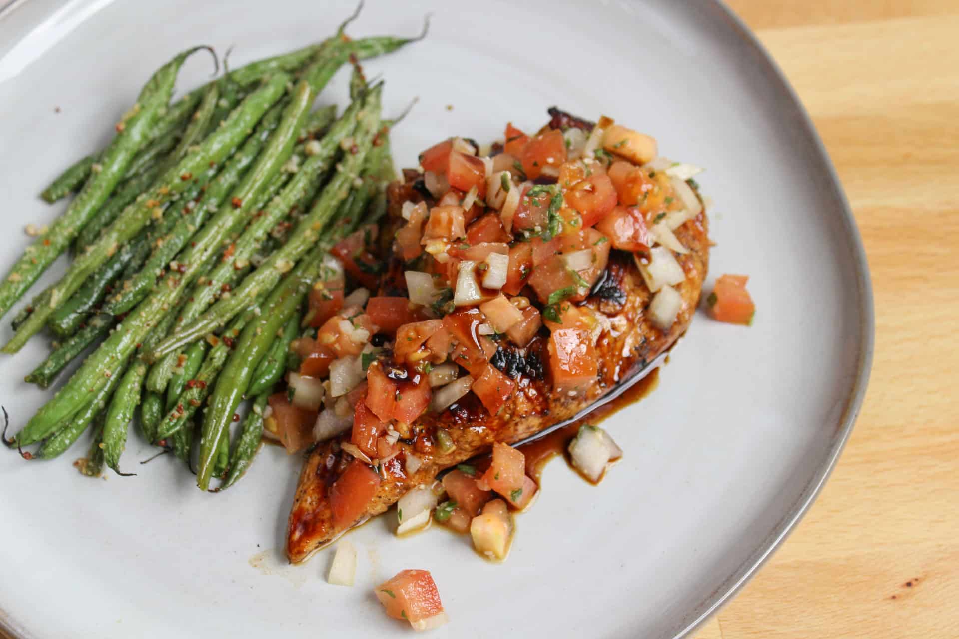 Bruschetta chicken and parmesan green beans.