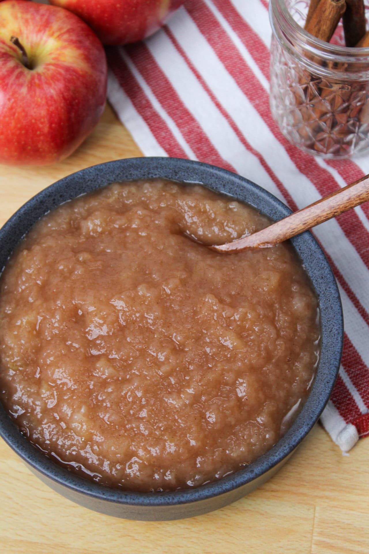 A bowl of cinnamon applesauce.