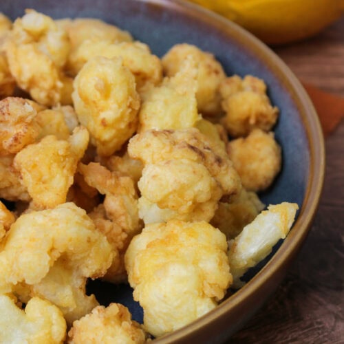 Fried cauliflower florets.